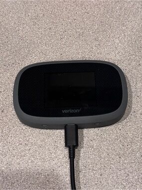 Verizon Wireless Jetpack 8800L 4G LTE Mobile Hotspot ONLY